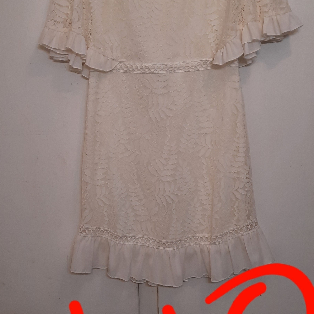 Clothes - Picture 14 of 15